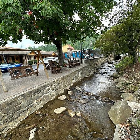 Marshall'S Creek Rest Motel 개틀린버그 외부 사진
