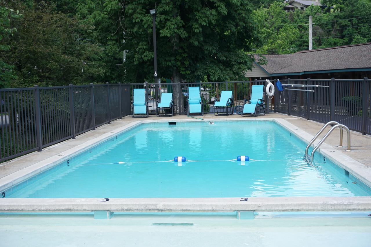 Marshall'S Creek Rest Motel 개틀린버그 외부 사진